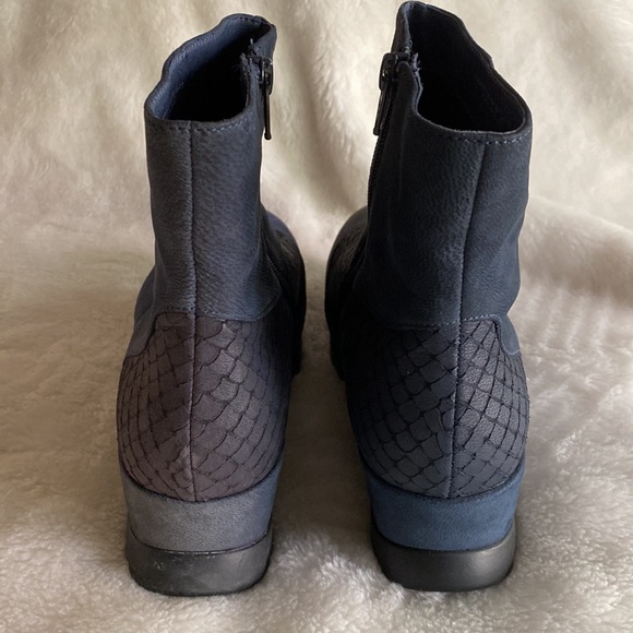 EUC CAMPER Leather Snakeskin Platform Booties Size 38 - Picture 5 of 17